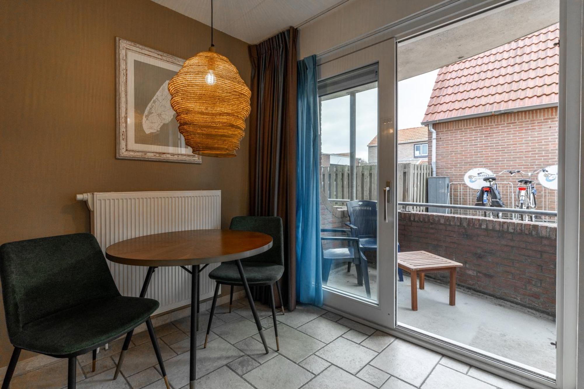 Hotel Tesselhof De Koog  Eksteriør bilde